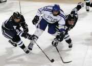 开云体育入口-冰与沙的对决，卡马文加在重压之下，于卡塔尔对阵冰岛的舞台上完成蜕变