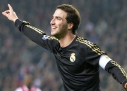 开云APP-双城记，青岛险胜山东燃战火，杜兰特破纪录映照篮球永恒