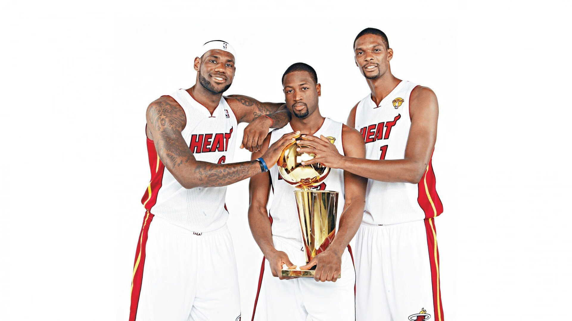 范弗利特末节独舞,灰熊铁蹄踏碎热火连胜梦