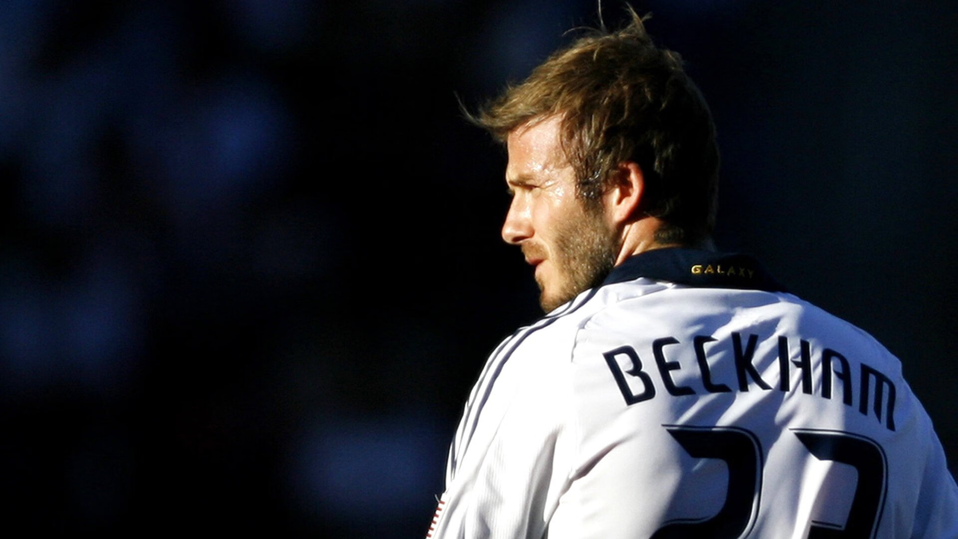 从绿茵场到国家德比，法国足球体系如何全面压制牙买加，以及奥纳纳的德比启示