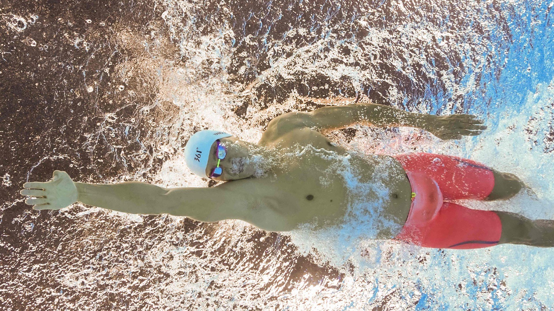 绿茵场上的乒乓外交，葡萄牙队轻取中国队背后的王皓式智慧